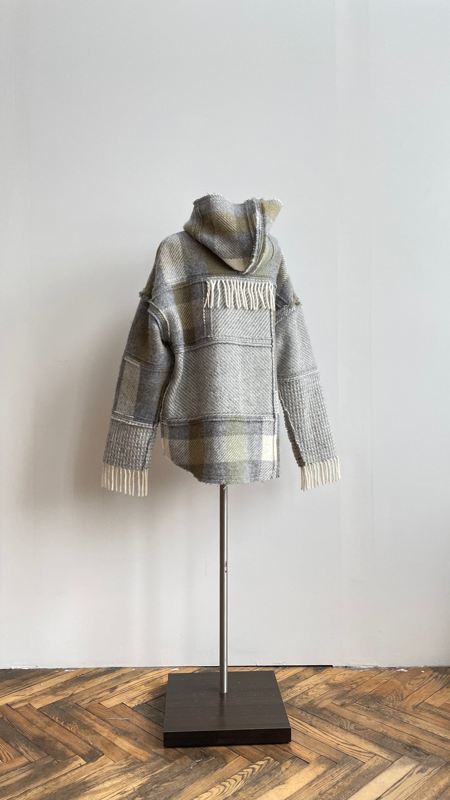 OZOLS Wool Hoodie in light grey with green (Size XS/XL)